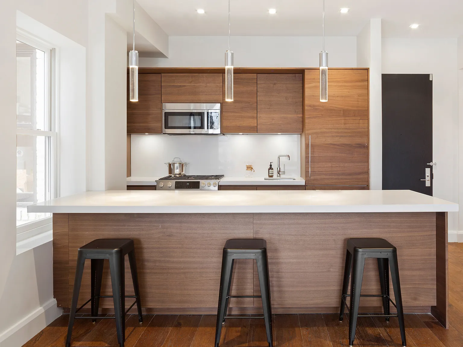 92 Morningside Avenue — Photo 2