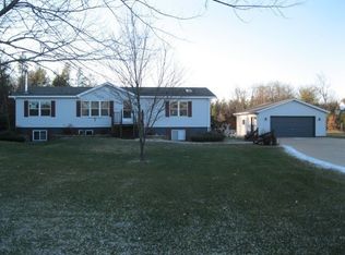 1075 State Rd 13, Friendship, WI 53934