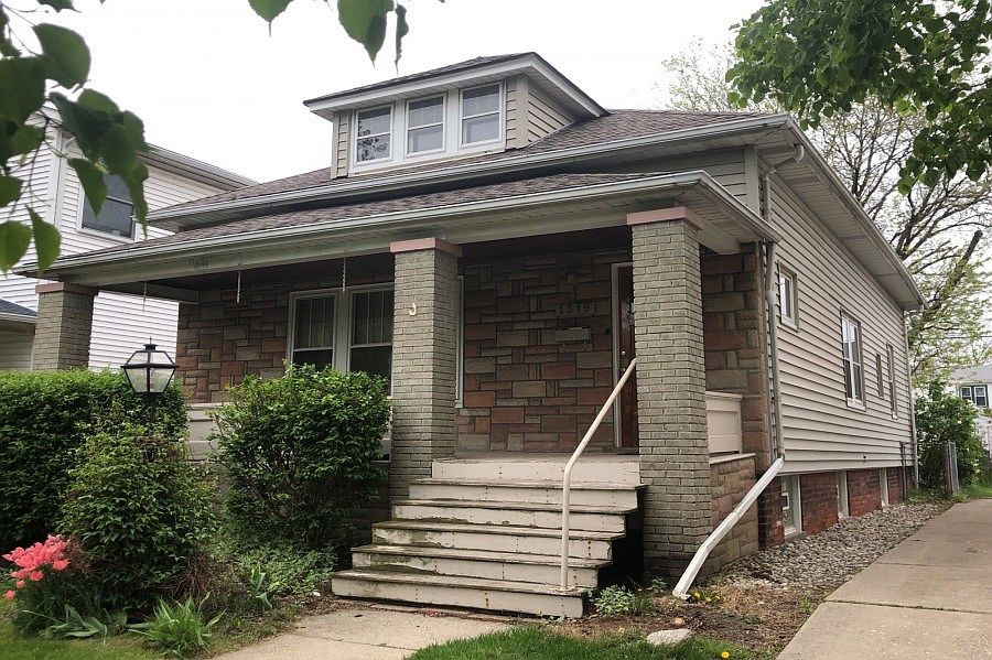 1st image of 1319 Beaconsfield Ave