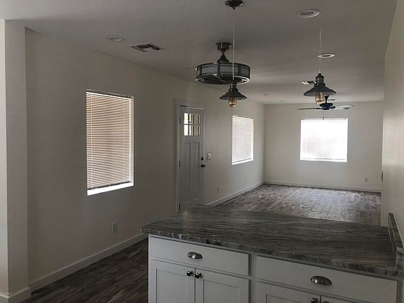 5th image of 326 W Highland Ave