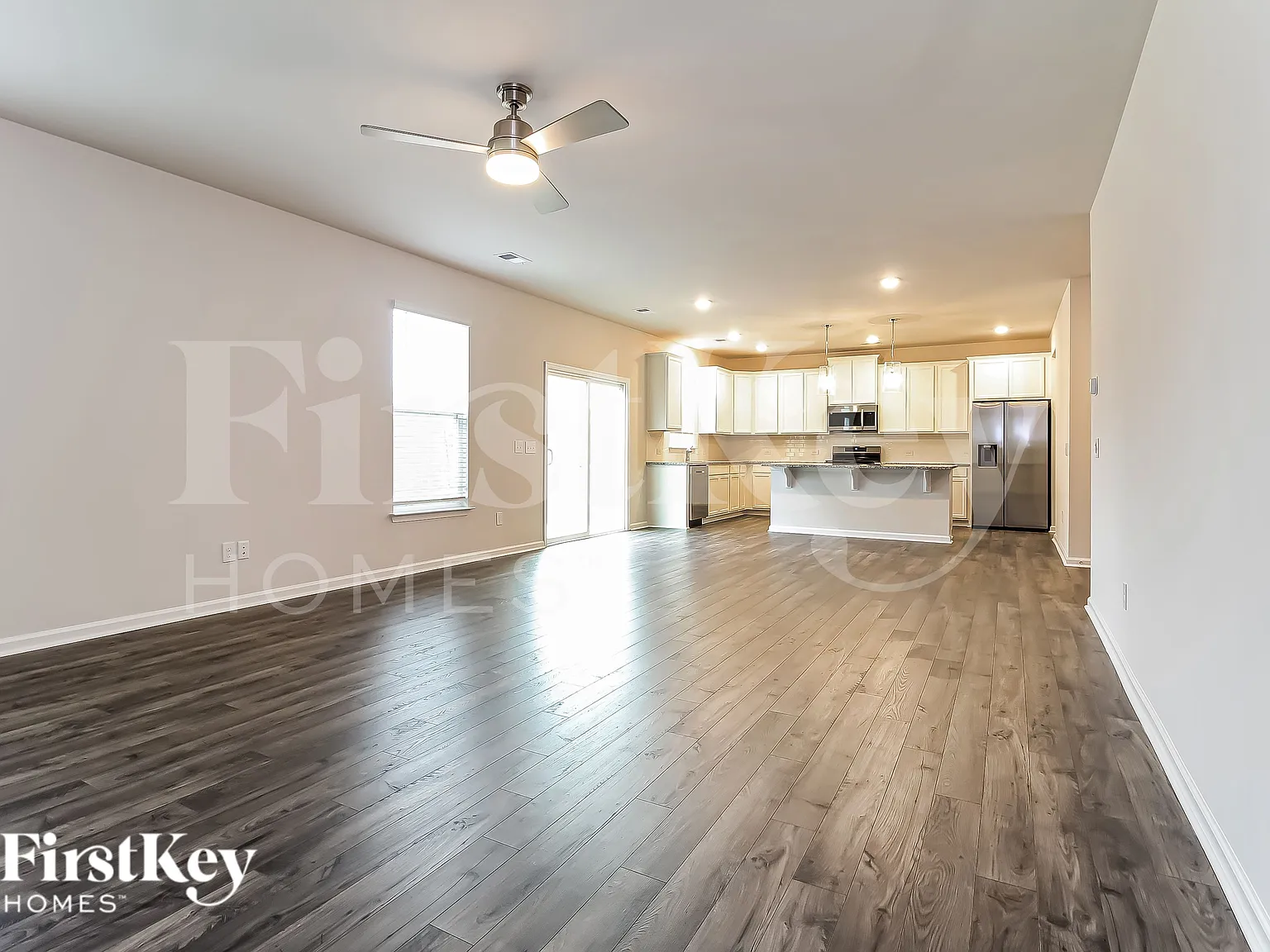 5 bed, 4.0 bath, 3596 sqft, $3,020 — Photo 4