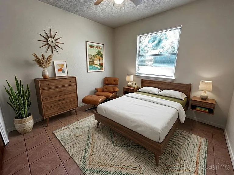 215 Bridle Dr — Photo 18