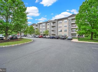 145 Masterson Ct, Ewing, NJ 08618