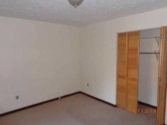 2nd image of 418 E St
