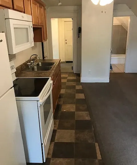 907 Washington St #C — Photo 5