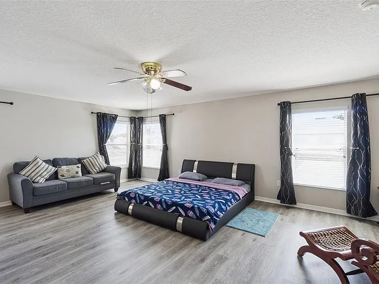 1002 Belvoir Dr — Photo 25