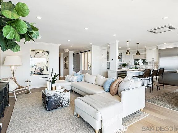 5th image of 5366 La Jolla Blvd Unit 102C