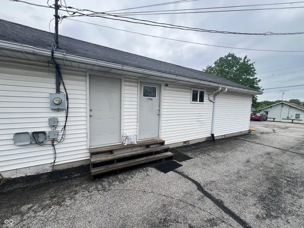 1708 24th St, Bedford, IN 47421