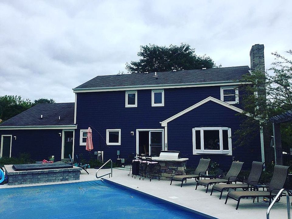2nd image of 17145 Greenwood Ct W