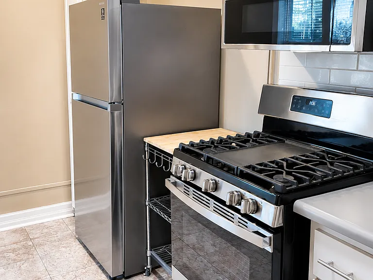 5403 Quincy St #2E — Photo 6