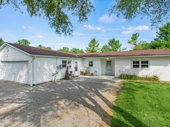 72 Railroad St, North Lewisburg, OH 43060