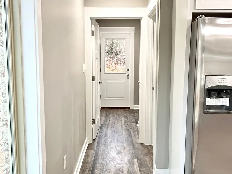264 Wolf Den Dr — Photo 8