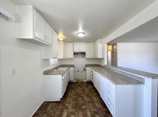Available Now! 2 Bedroom 1 Bathroom Apartment In Yucca Valley!, Yucca Valley, CA 92284
