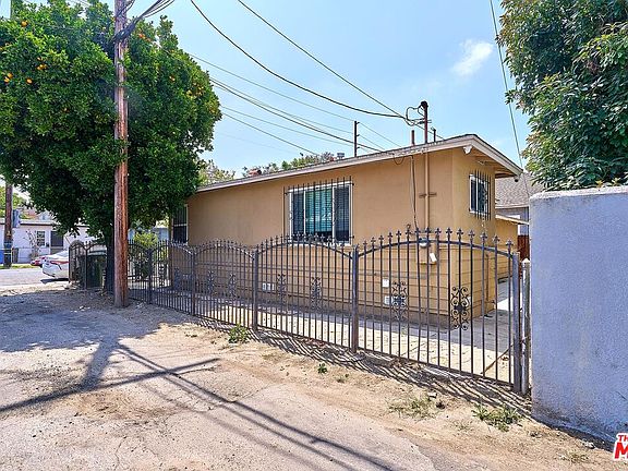 5th image of 1305 W 37th Pl