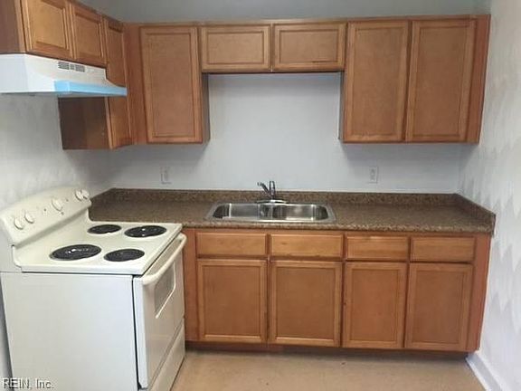 2nd image of 811 E 30th St APT 5