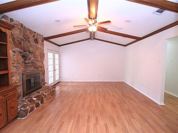 4th image of 5214 Elkridge Dr
