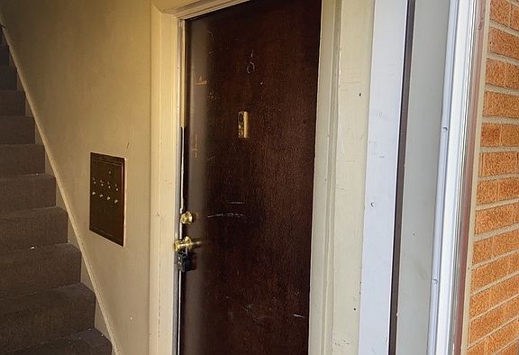 5th image of 4367 Parkway Dr #6