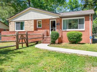 3960 Bristol Dr, Charlotte, NC 28208
