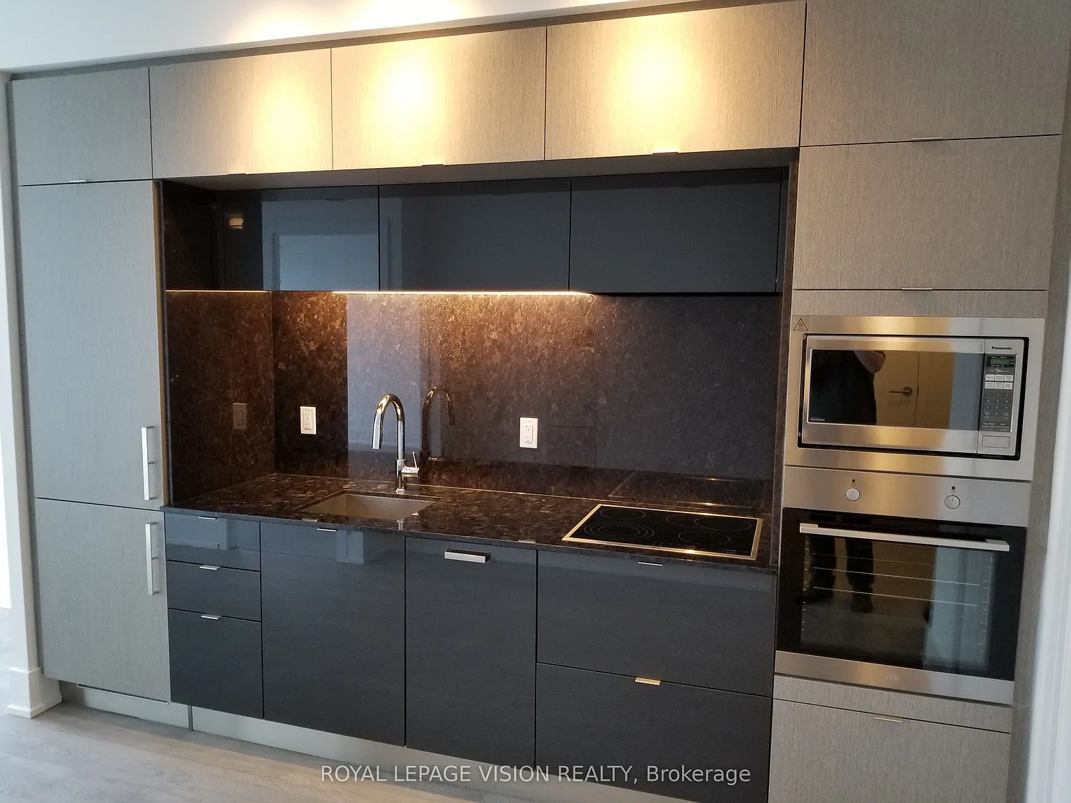 1 bed, $2,400 — Photo 2