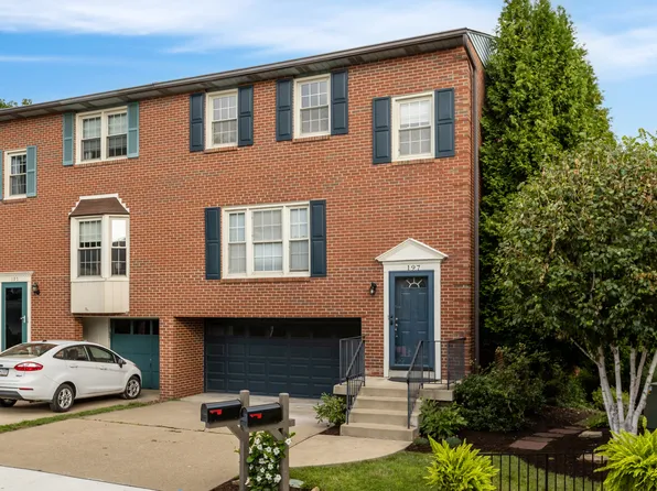 197 London Towne Dr, Pittsburgh, PA 15226