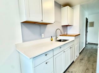 1728 12th Ave S #6, Seattle, WA 98144