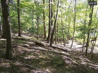 18 Meadow Ln, Tewksbury Township, NJ 08833