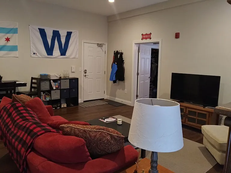 335 S College Ave — Photo 27