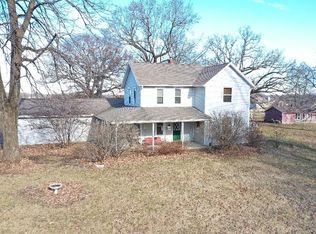 6196 E McCormick Rd, Stillman Valley, IL 61084