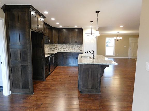 Kitchen with Island