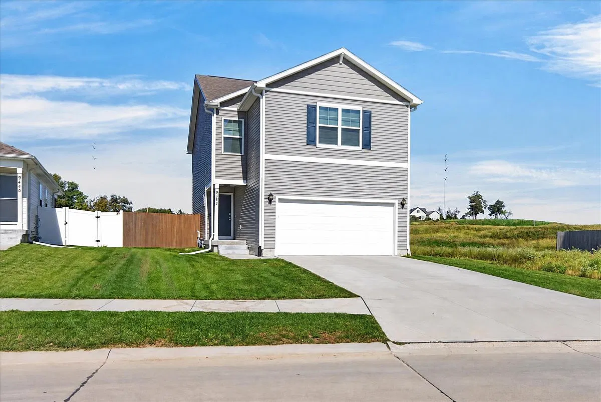 4 bed, 2252 sqft, $2,700 — Photo 1
