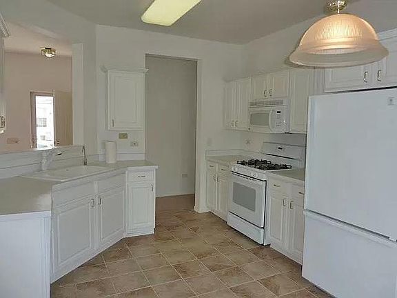 3rd image of 11696 River Terrace Ln