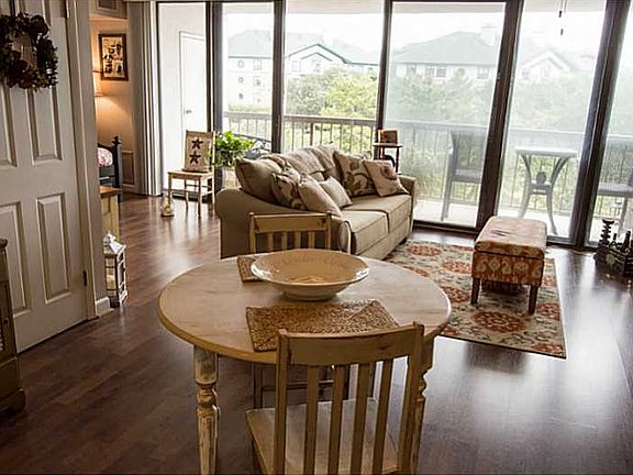 3rd image of 3288 Page Ave APT 203