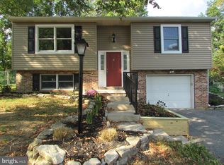 329 Kimport Ave, Boalsburg, PA 16827