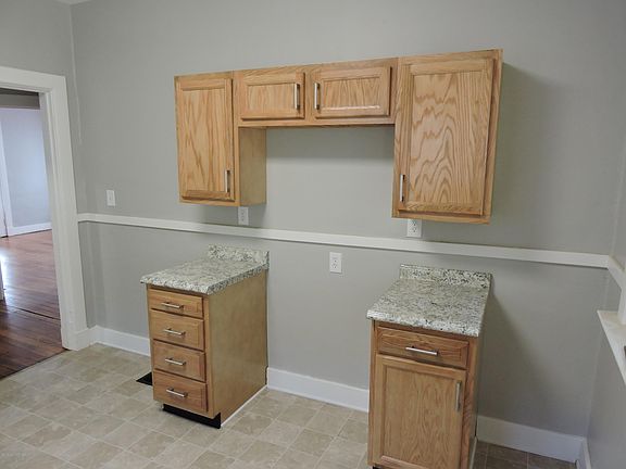 4th image of 238 S 43rd St