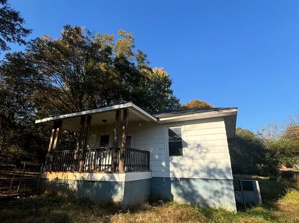 105 Beth St, Greer, SC 29651