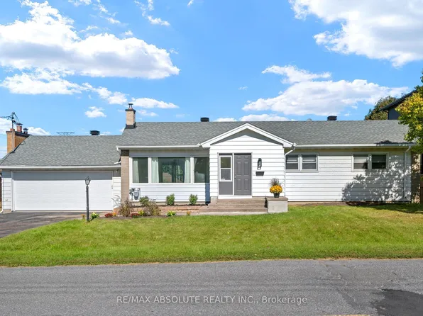 9 Epworth Ave, Ottawa, ON K2G 2L4