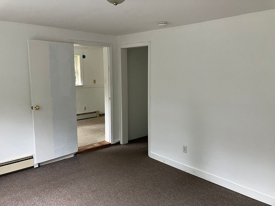 1st bedroom