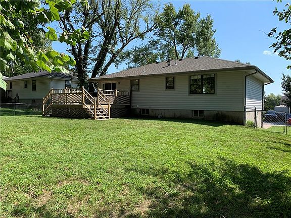 Large Fenced In Back Yard