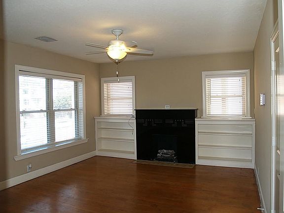 2nd image of 2413 Woodhead St APT B