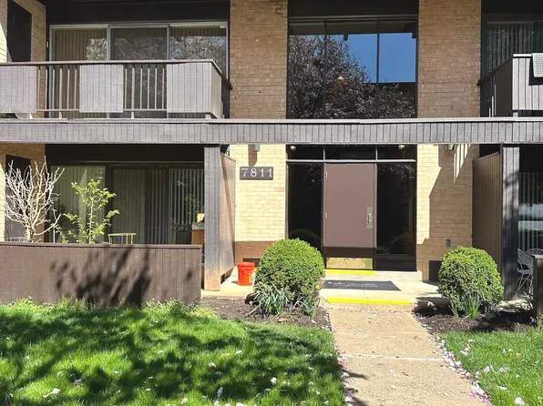 7811 Enola St APT 209, Mc Lean, VA 22102