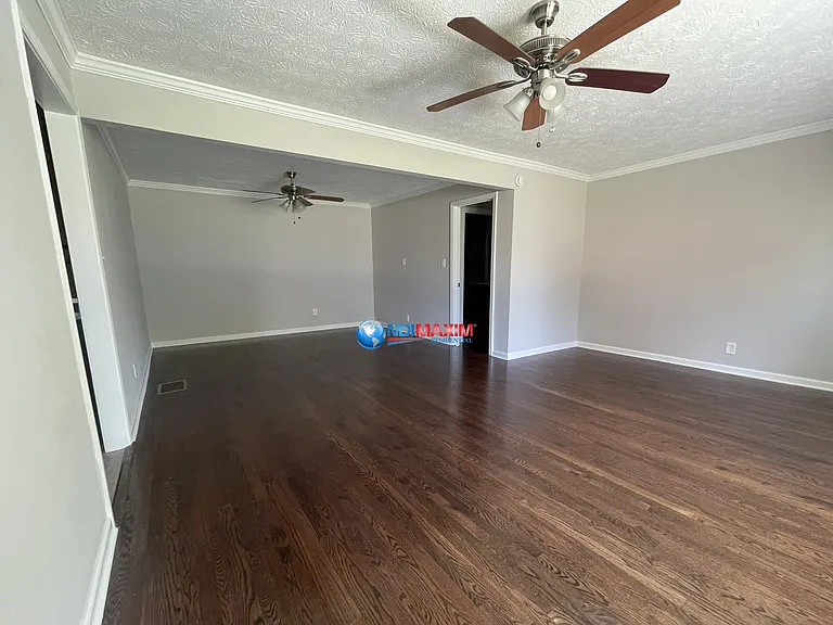 951 Northside Dr — Photo 14