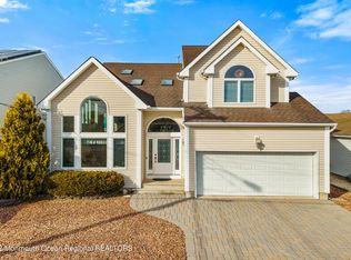 60 Jib Ln, Brick, NJ 08723