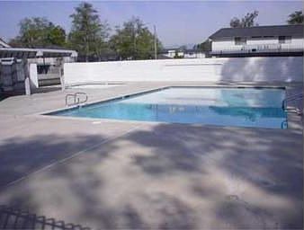 4th image of 1319 Brooktree Cir