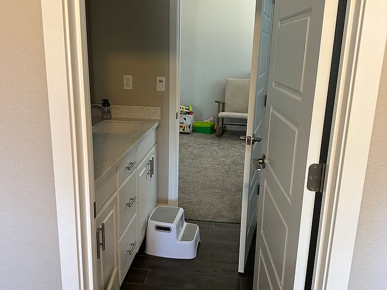 9917 Lorae Way — Photo 9
