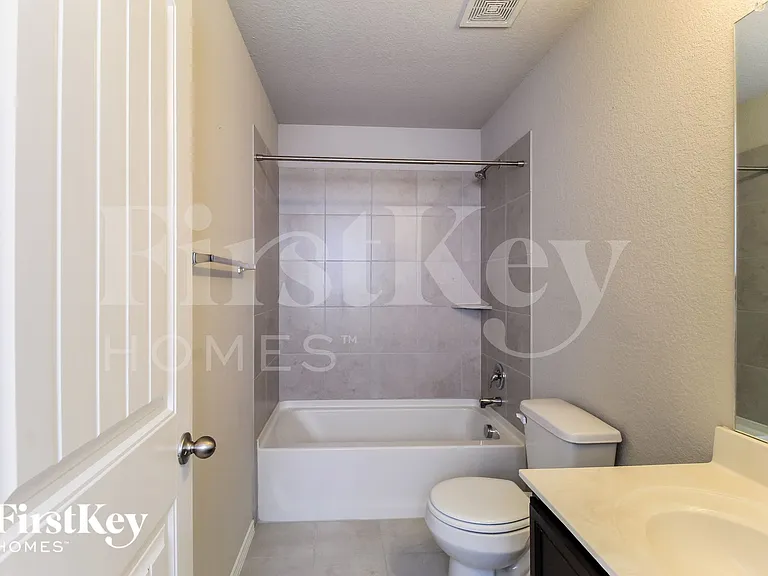 7525 Boat Wind Rd — Photo 12