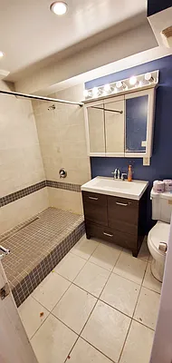 Rented by Azure Realty NY LLC | media 18