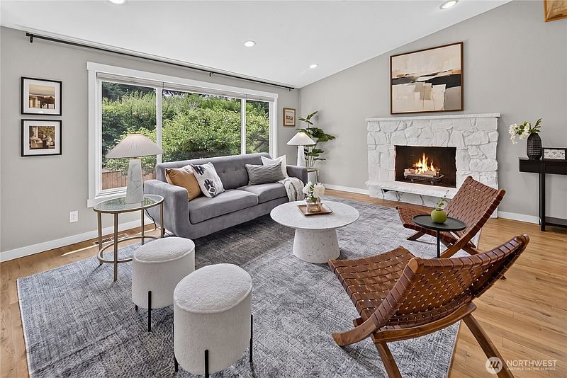 5th image of 1315 N 167th Street