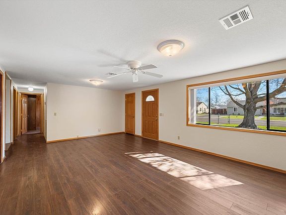 4th image of 1211 Birch Ave