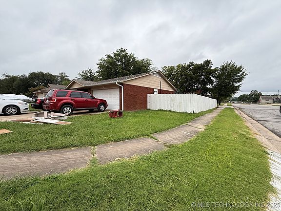 3rd image of 6304 S 114th East Ave