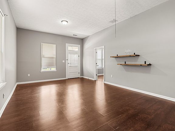 5th image of 1321 18th St